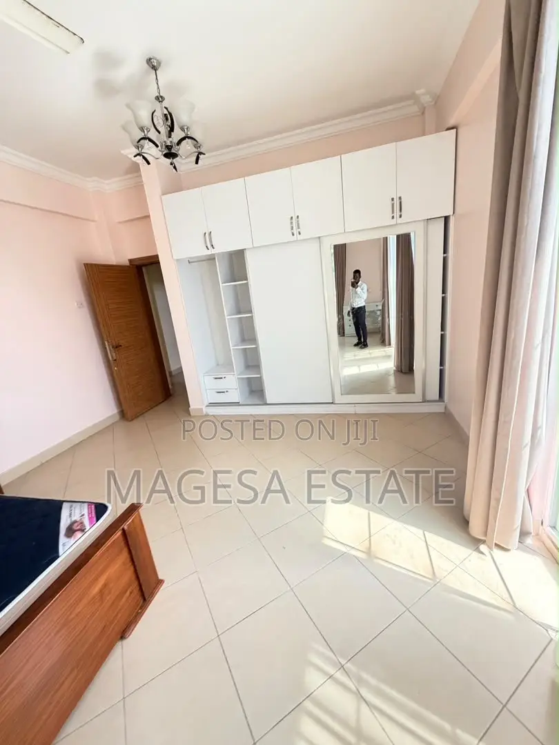 Furnished 3bdrm Apartment in Oyster Bay for rent