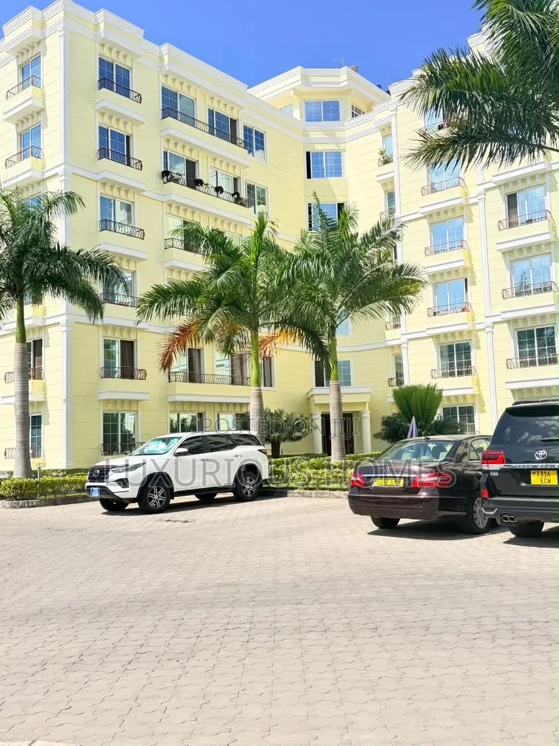 Furnished 3bdrm Apartment in Oyster Bay for rent