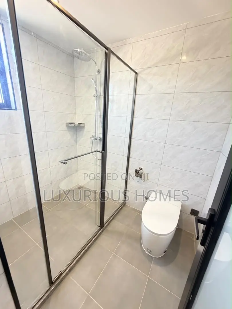 Furnished 1bdrm Apartment in Msasani for sale