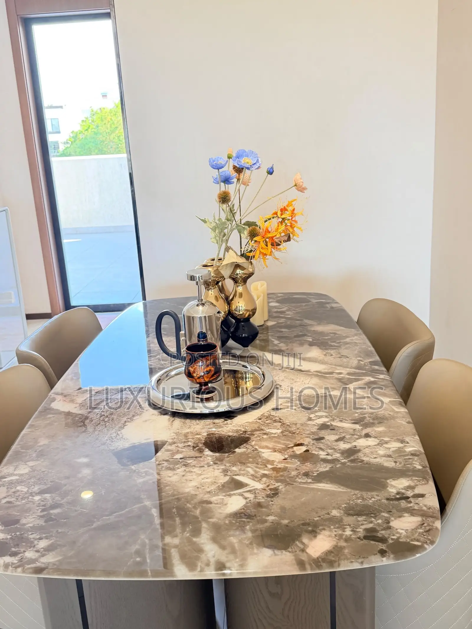 Furnished 3bdrm Apartment in Msasani for sale