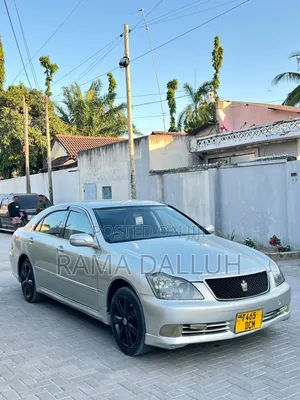 Toyota Crown 2004 Silver