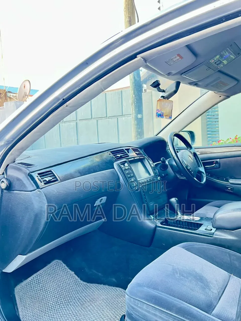 Toyota Crown 2004 Silver