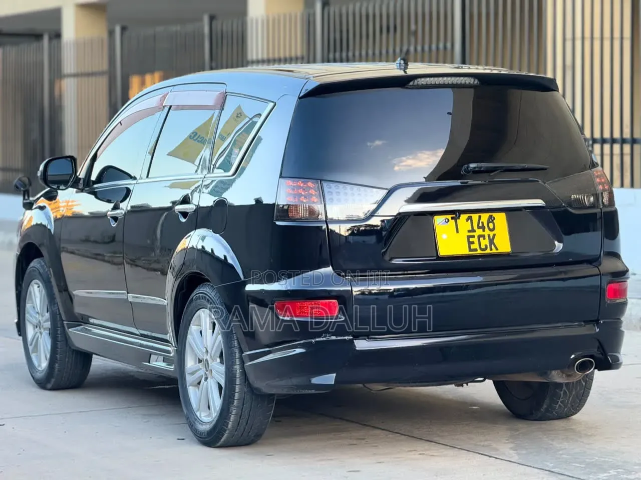 Mitsubishi Outlander 2010 Black