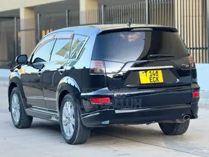Mitsubishi Outlander 2010 Black