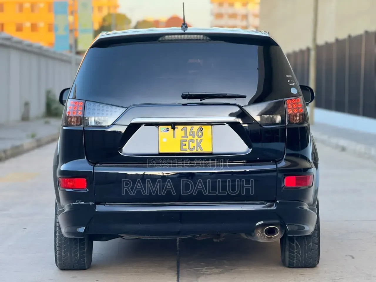 Mitsubishi Outlander 2010 Black