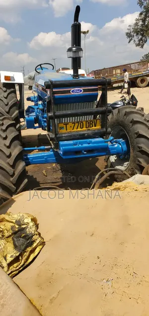 Tractor Ford