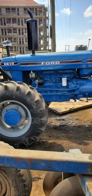 Tractor Ford