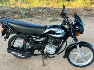New Bajaj Boxer 125 2026 Black