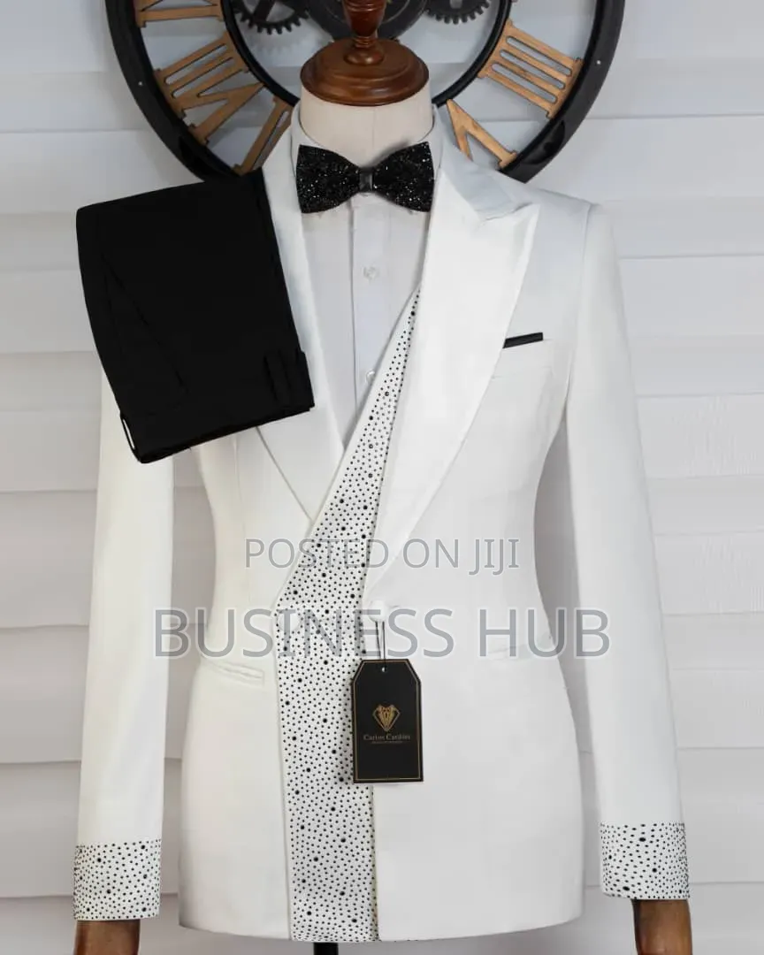 Brand Quality Nyeupe Suits