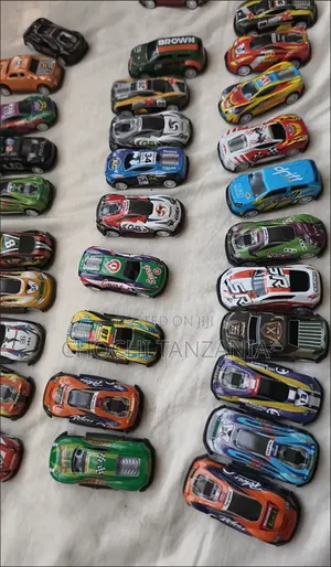 Set of 30 Mini Alloy Pull Back Metal Cars