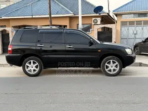 Toyota Kluger 2005 Black