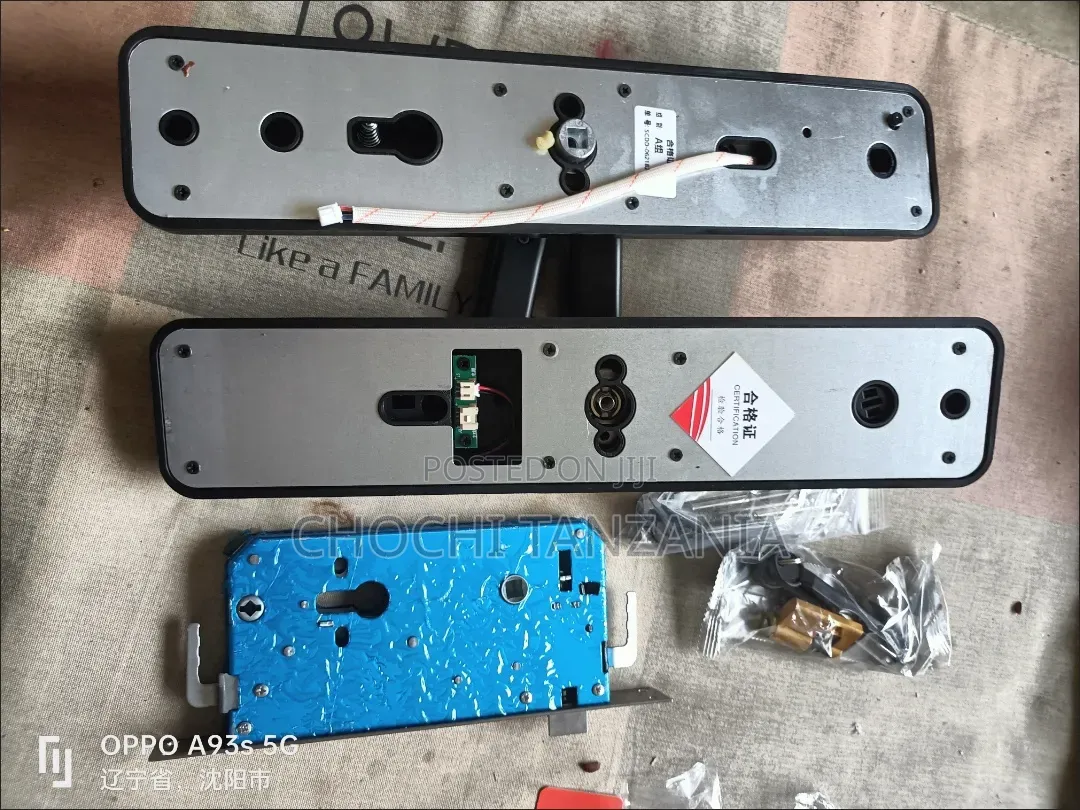 Smart Fingerprint Lock for Home Security Door( 4 Types of Unlock)