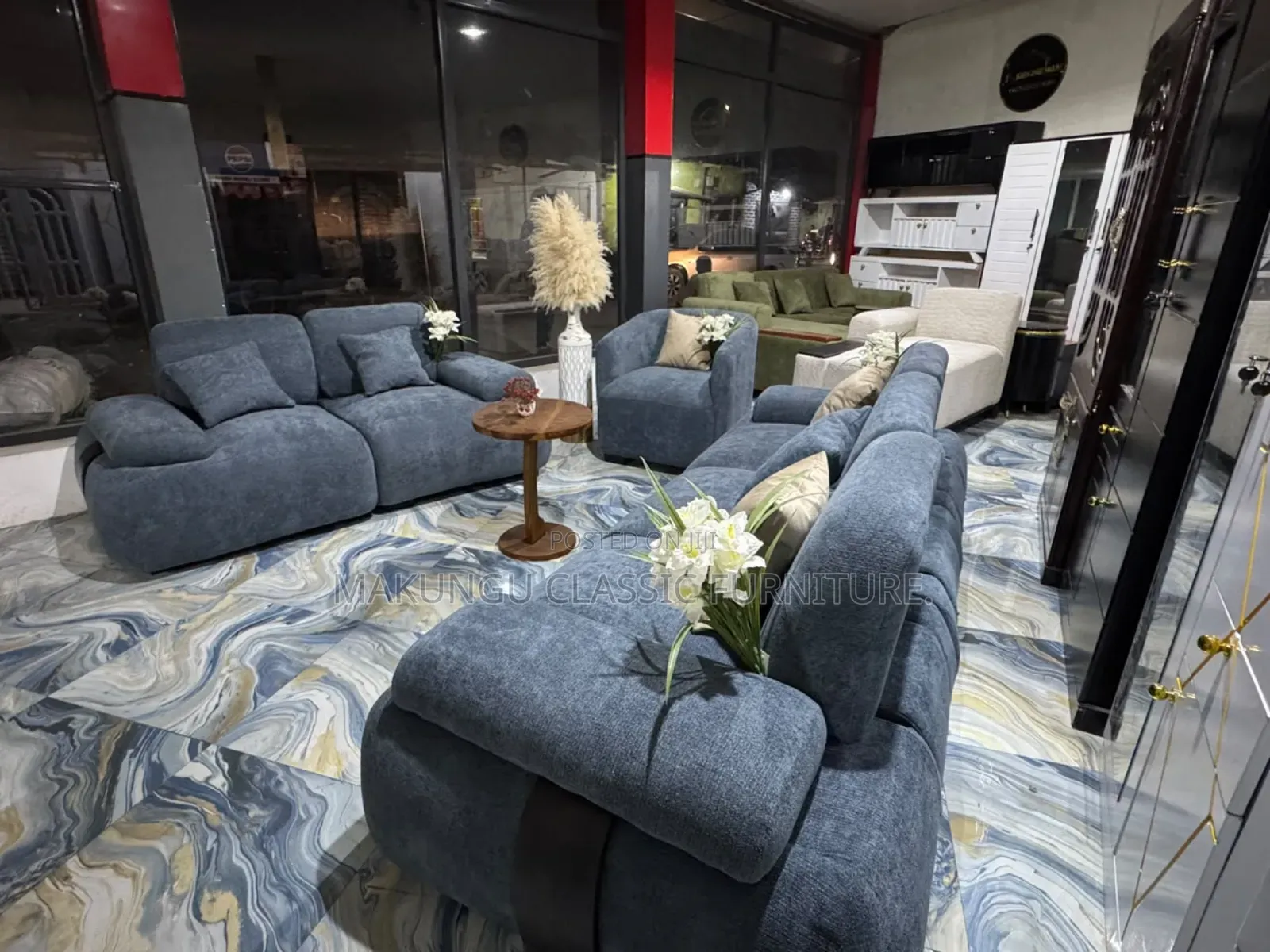 Sofa Za Kisasa Ni 3,2,1 ,Hiz Ni Sofa Za Mwaka Wa Mbele