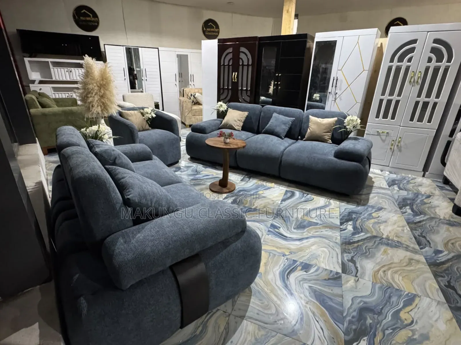 Sofa Za Kisasa Ni 3,2,1 ,Hiz Ni Sofa Za Mwaka Wa Mbele