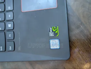 Laptop Lenovo Legion Y720 16GB Intel Core i7 SSHD+SSD 256GB