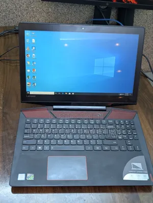 Laptop Lenovo Legion Y720 16GB Intel Core i7 SSHD+SSD 256GB