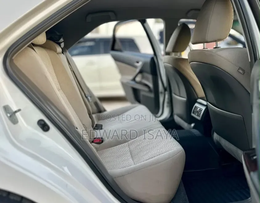 Toyota Mark X 2012 Pearl