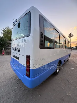Nissan Civilian 2000 White