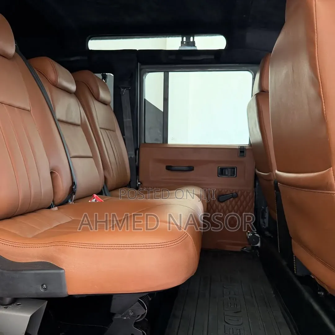 Land Rover Defender 2015 Gray