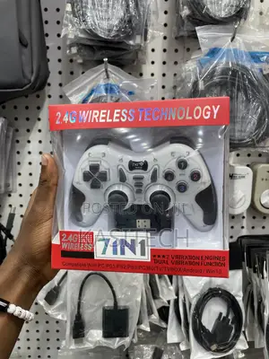 7 in 1 Wireless Gaming Pad for PC/Ps2/Ps3/