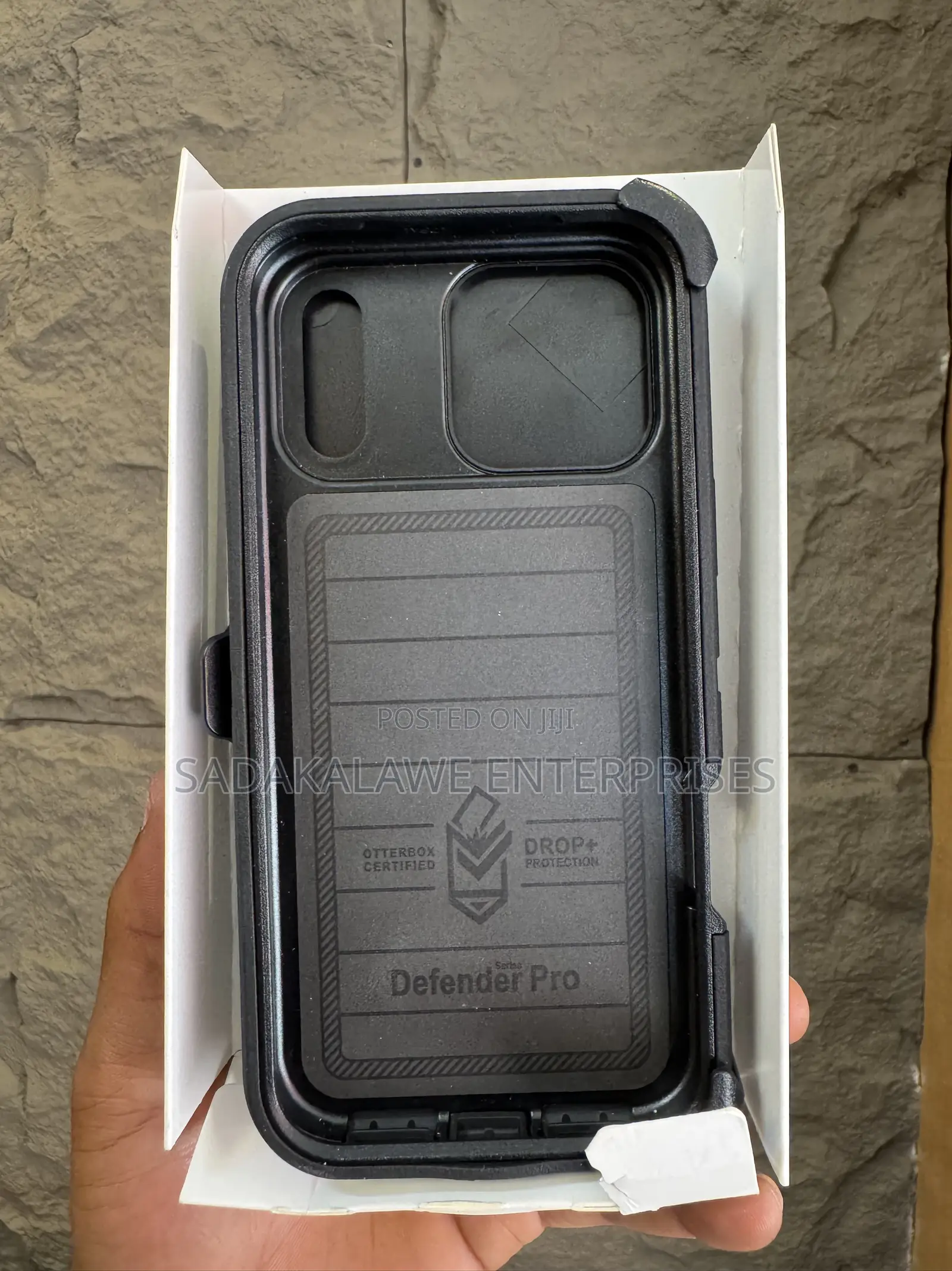 OtterBox Defender Series Pro Case for iPhone 17 Pro Max