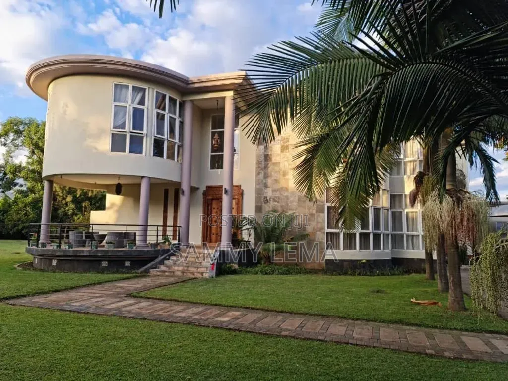 4bdrm Maisonette in Sammy Saidy, Njiro for sale
