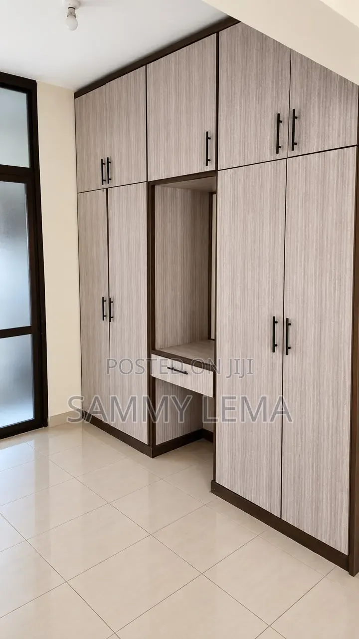 5bdrm Bungalow in Sanpak Area, Njiro for rent