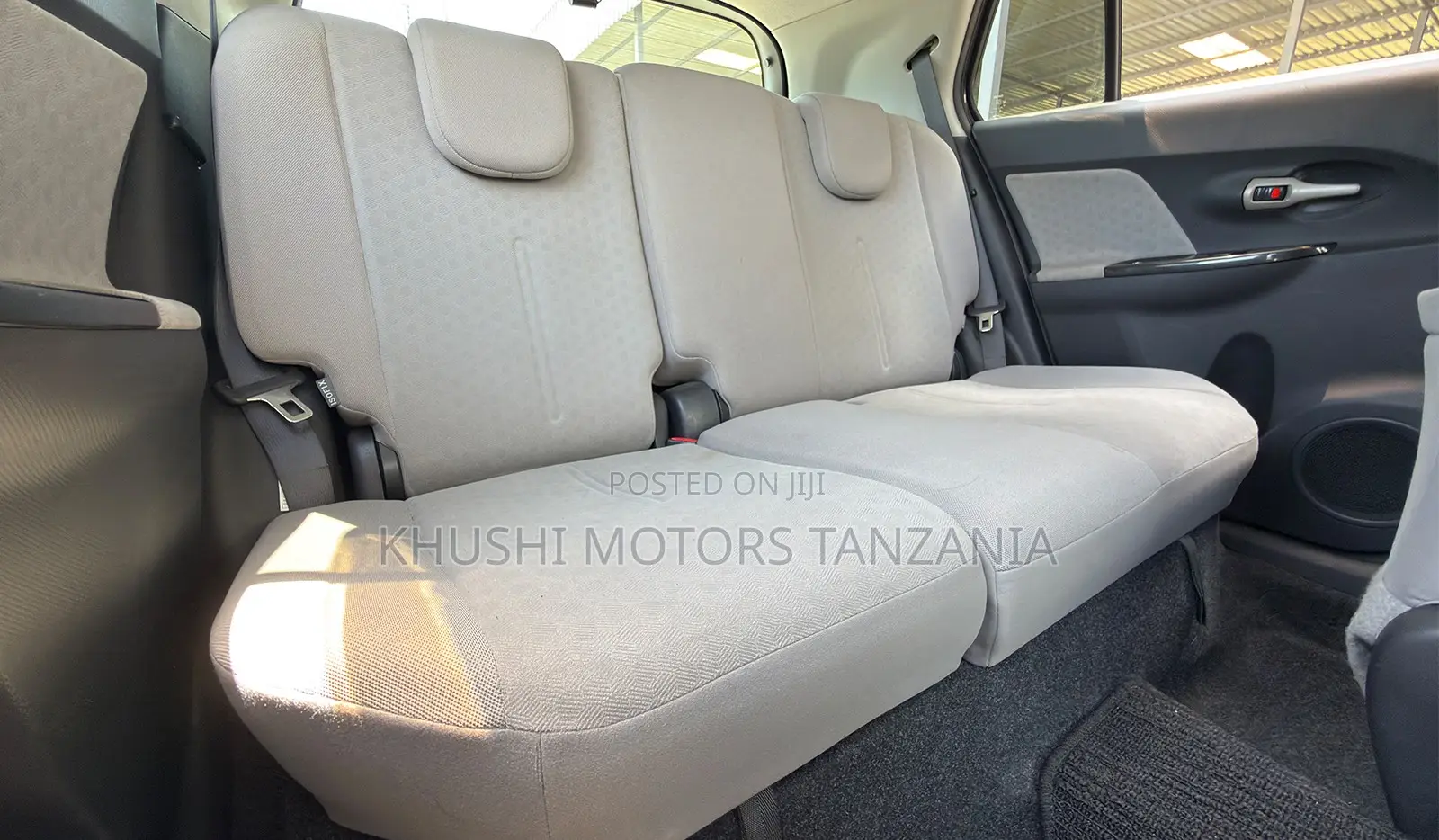 Toyota IST 2007 Burgundy