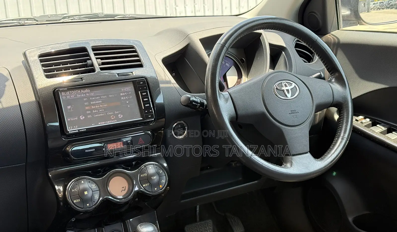 Toyota IST 2007 Burgundy