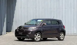 Toyota IST 2007 Burgundy