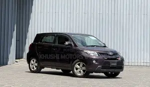 Toyota IST 2007 Burgundy