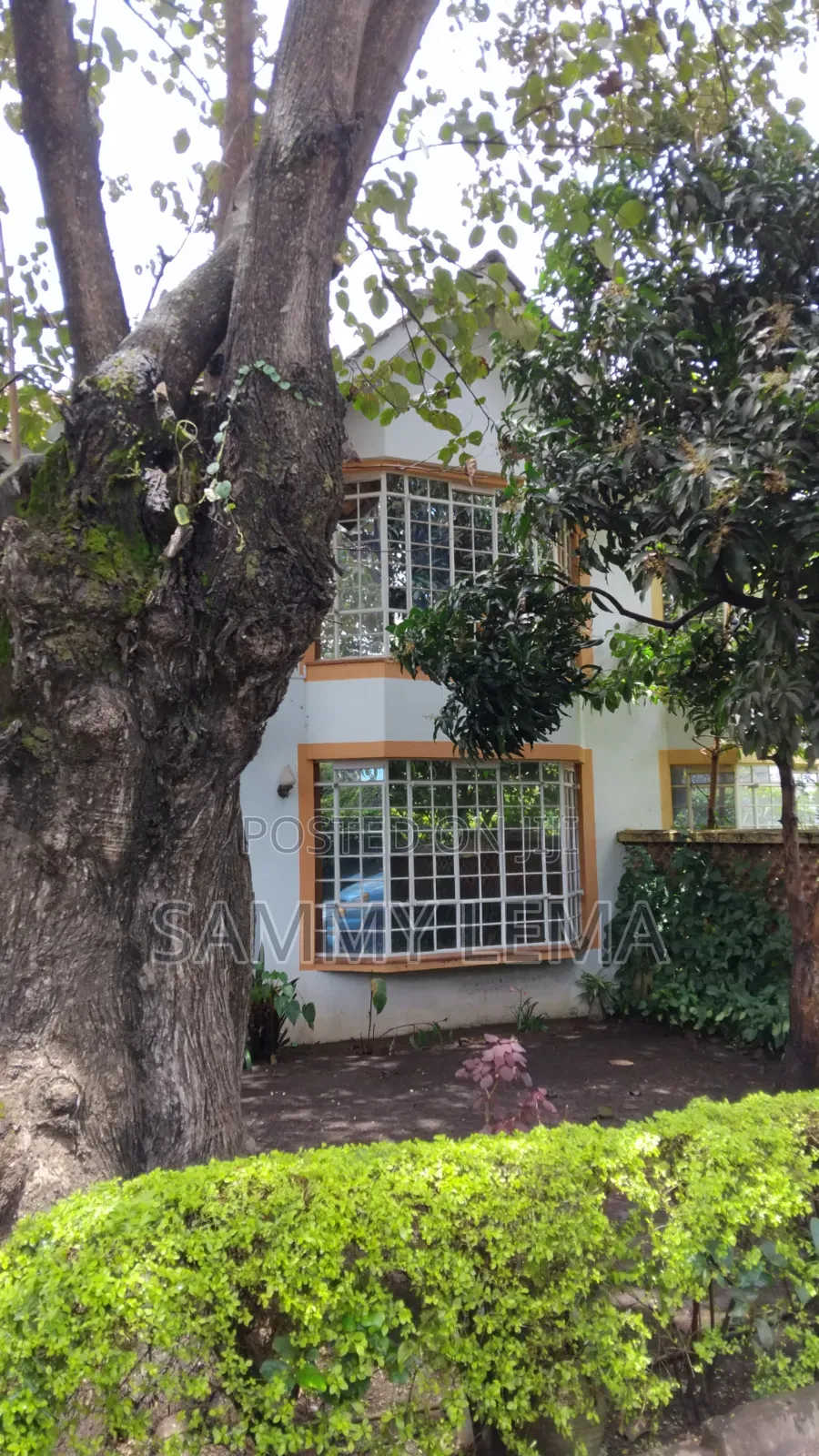 4bdrm Apartment in Sanpark Road, Njiro for rent