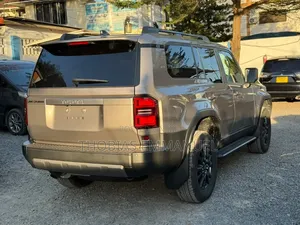 Toyota Land Cruiser Prado 2025 Beige