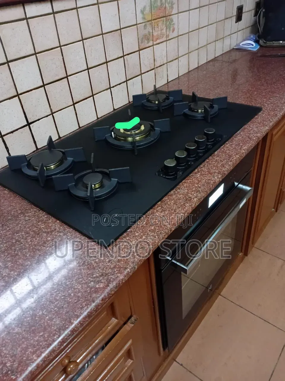 Jiko Platee 5 Gas Zote Pamoja Sink Bei 750000.