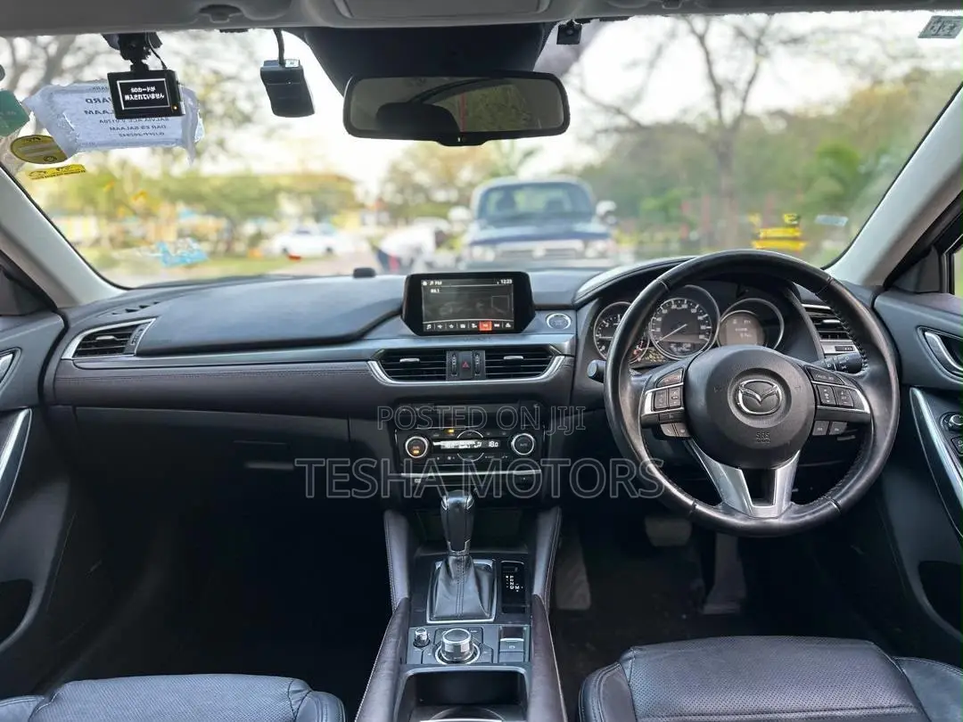 Mazda Verisa 2009 Maroon