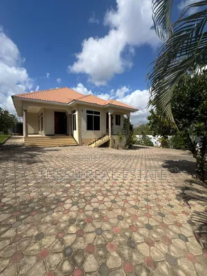 4bdrm House in Salasala Klimahewa, Kinondoni for sale