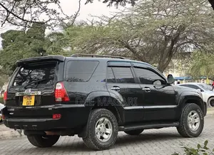 Toyota Hilux Surf 2005 Black