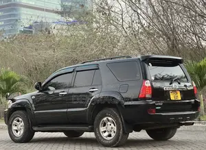 Toyota Hilux Surf 2005 Black