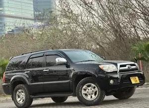 Toyota Hilux Surf 2005 Black