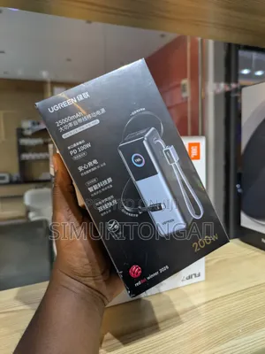 UGREEN 25,000mAh / 200W Power Bank: