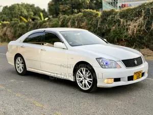 Toyota Crown 2006 Pearl