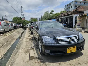 Toyota Crown Royale 2005 Black