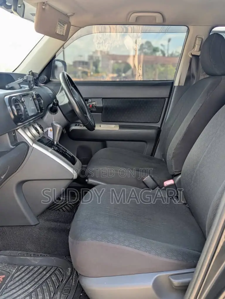 Toyota Corolla Rumion 2008 Black