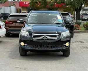 Toyota Vanguard 2010 Black