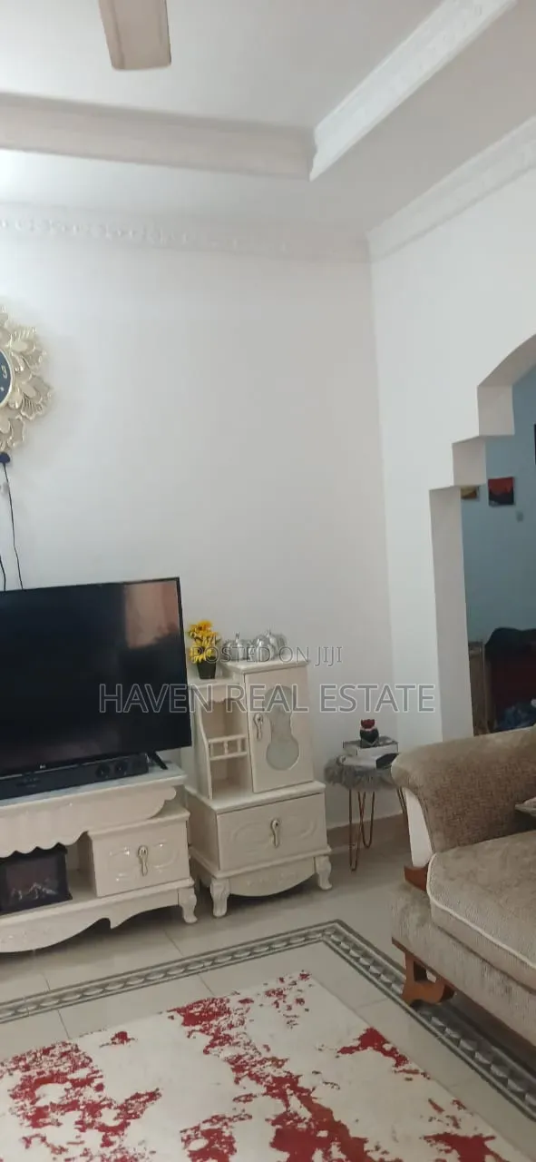 3bdrm House in Mjini for rent