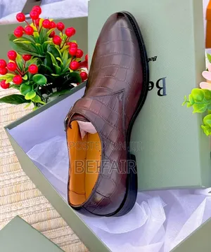 Men’s Buckle Loafers