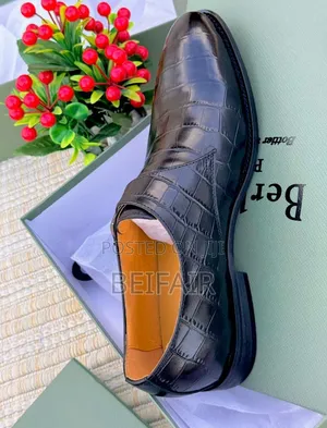Men’s Buckle Loafers