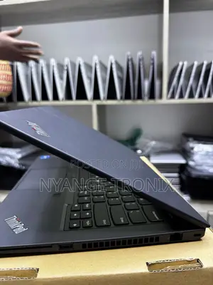 Laptop Lenovo ThinkPad P14s 48GB Intel Core i7 SSD 1T