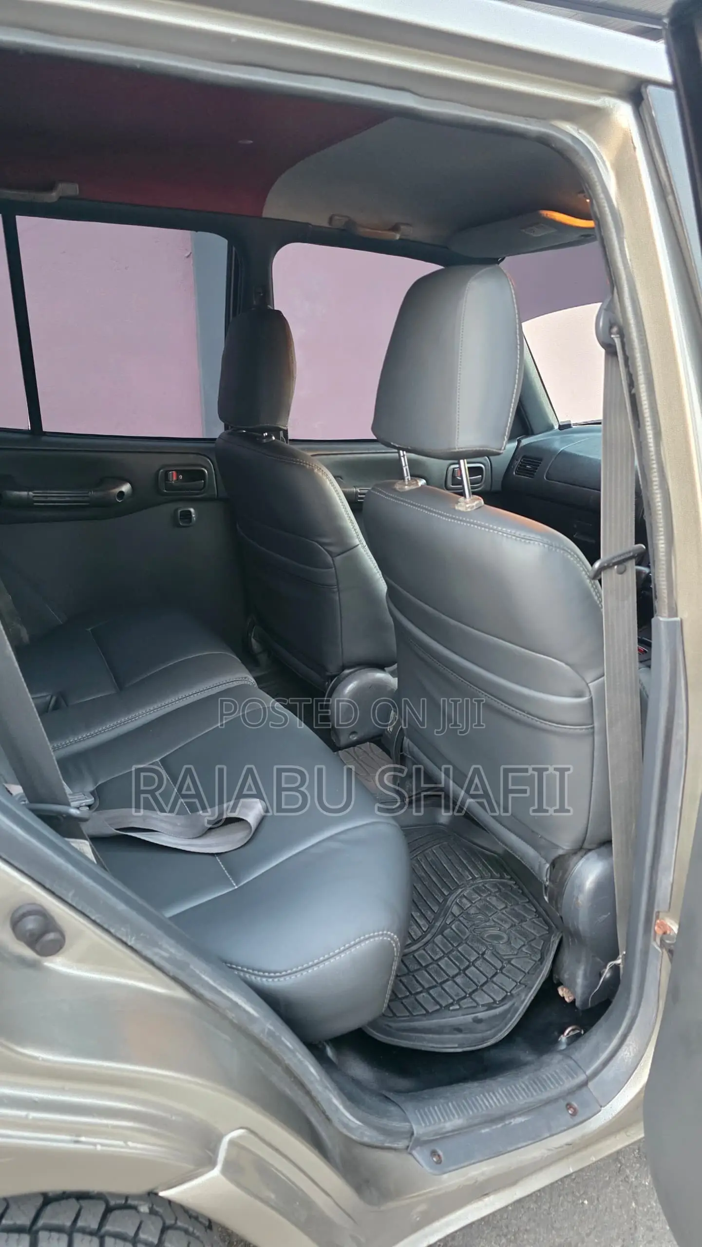 Toyota RAV4 Base 4x4 1999 Gray