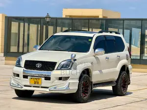 Toyota Land Cruiser Prado 2006 White